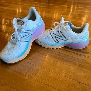 New Balance Fresh Foam x 860v12 — white with blue chill — women’s size 8